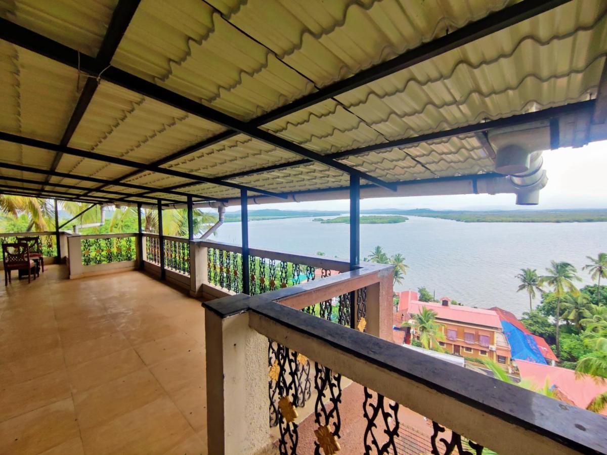 Ekaar Hotel Panaji Exterior foto